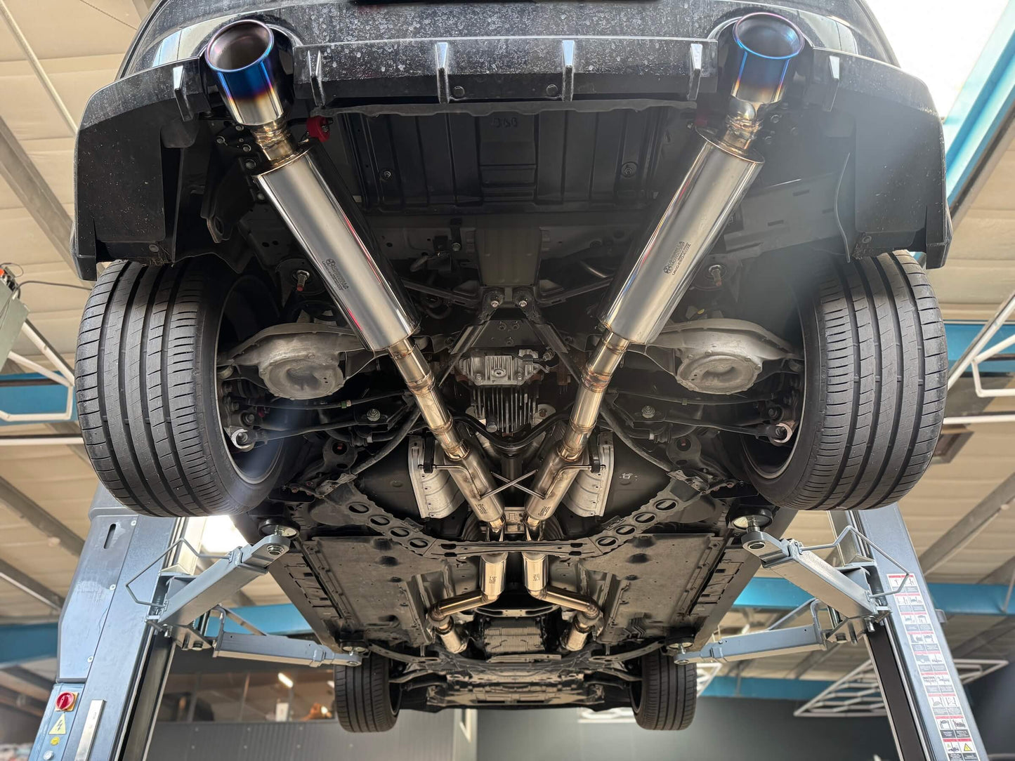 Nissan 400Z Abgasanlage Einzelanfertigung TÜV
