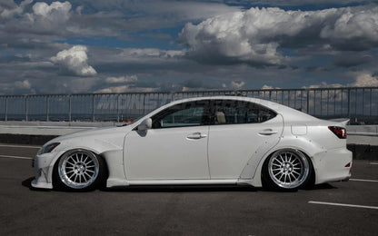 Fenderflares Lexus IS 05-12