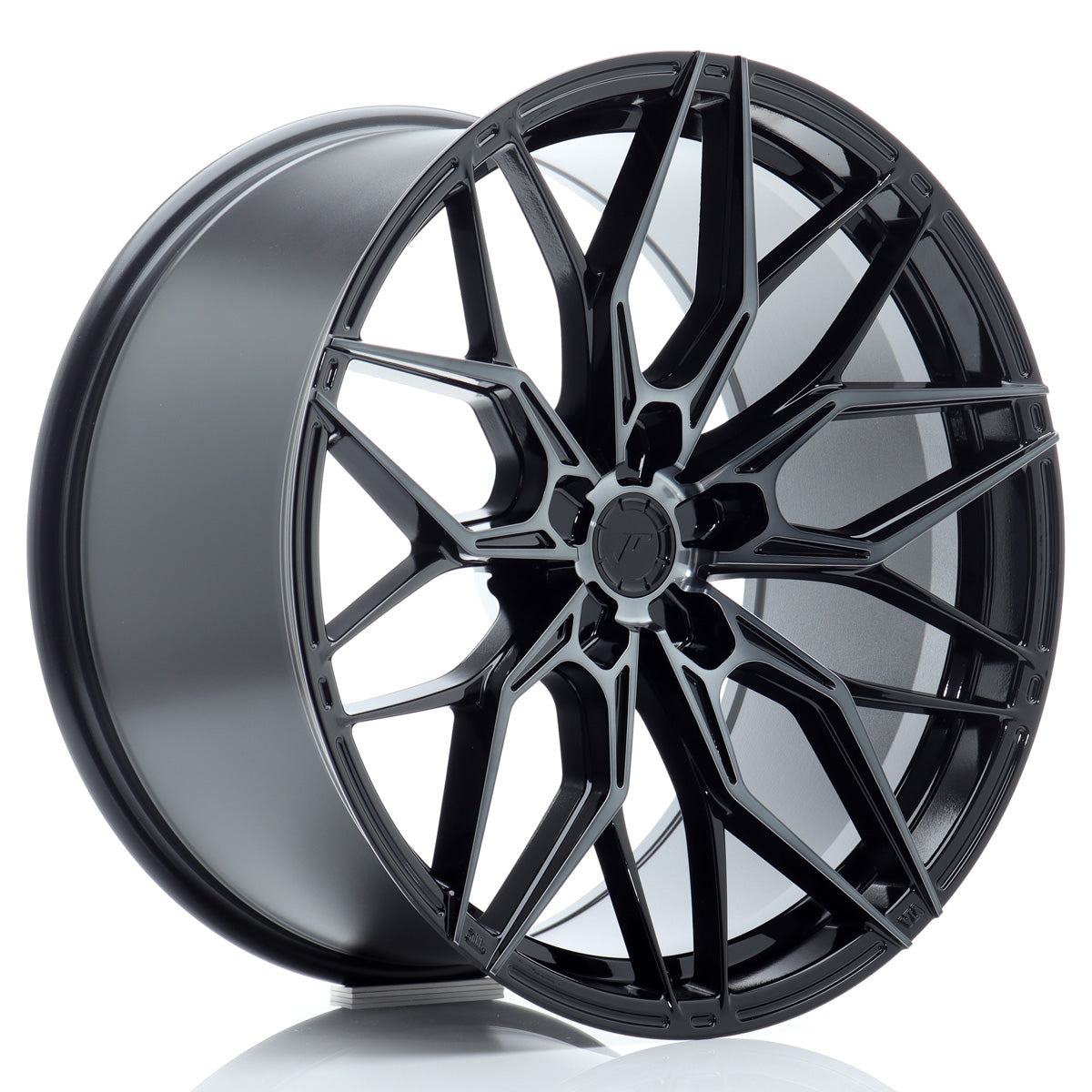 Japan Racing JR46 18x8"