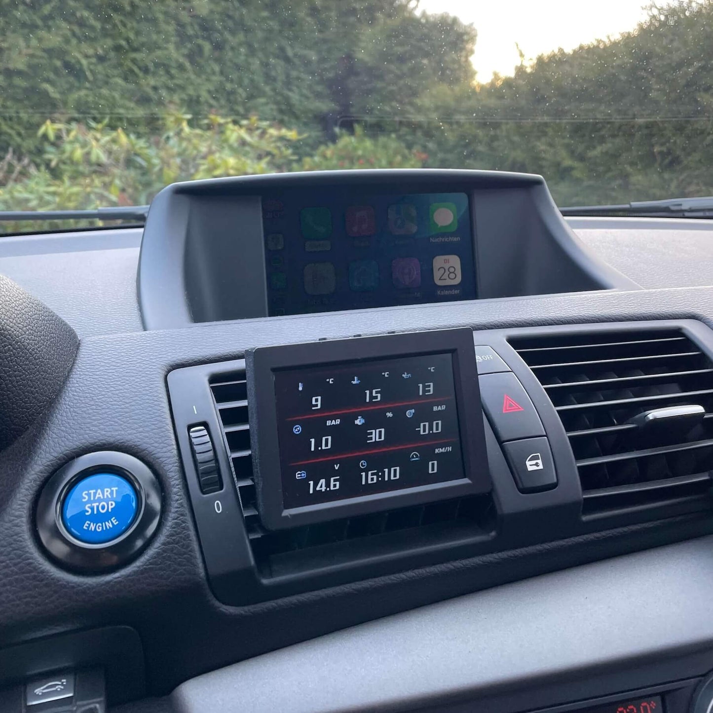 OBD2 Display - BMW 1er E87 E81 E82 E88