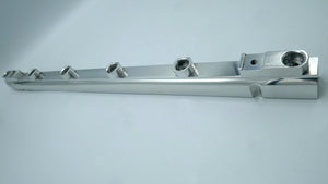 Aeroflow Fuel Rail RB25 - poliert