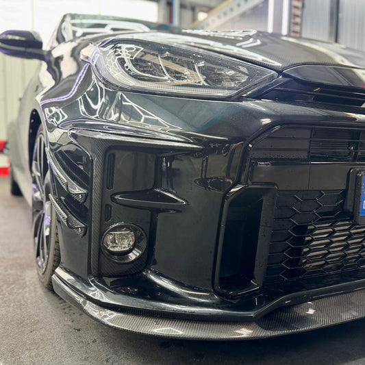 Toyota GR Yaris Carbon Nebescheinwerfer Abdeckung