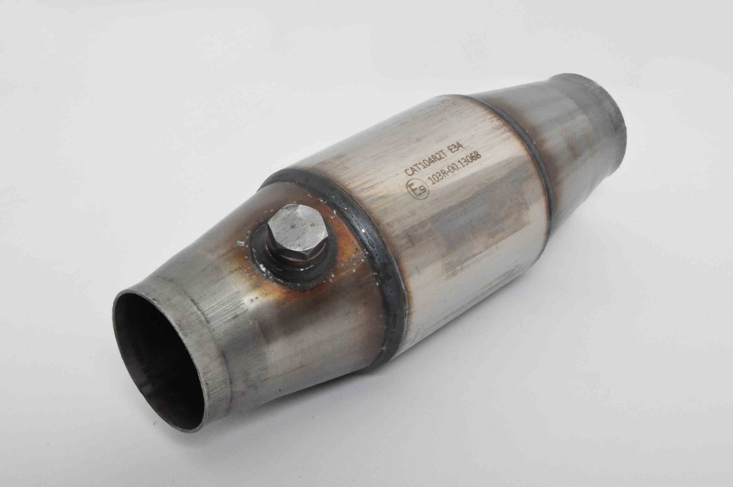 200-cell sports catalytic converter with e-mark - registrable - 127mm Euro3/4